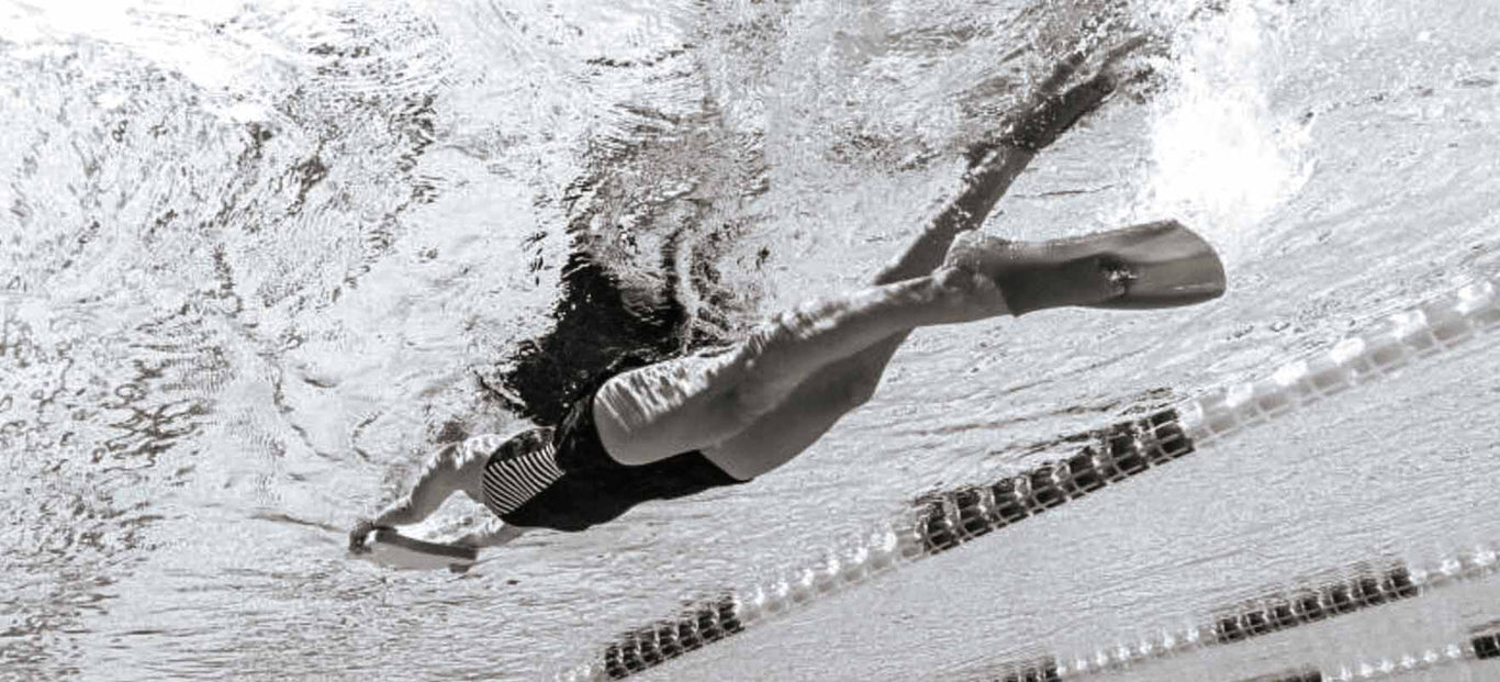 Swimming With Fins: Workouts to Help You Get Faster and Stronger