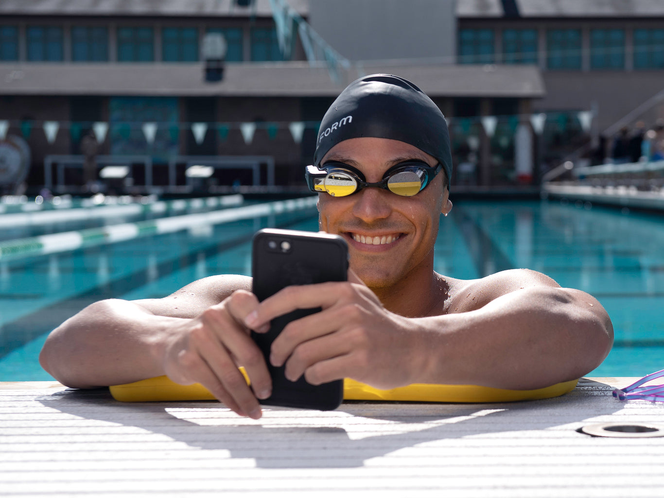 Social Sharing from the FORM Swim App